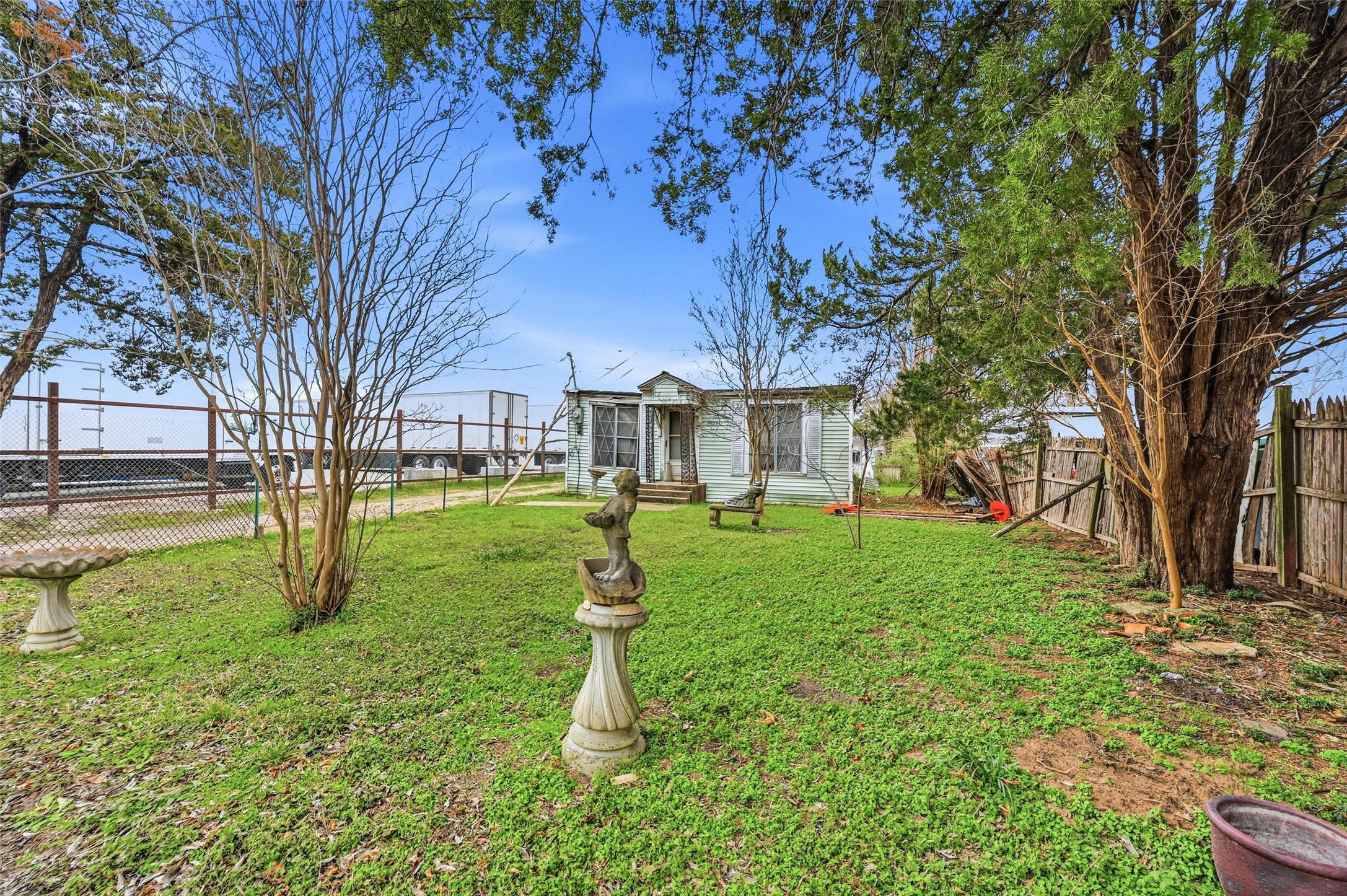 8322 Honeysuckle Lane Dallas TX 75241