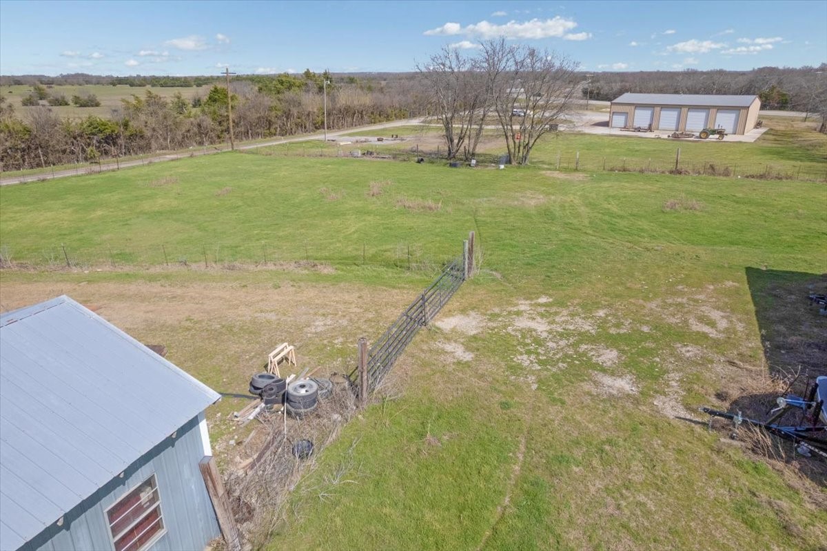 253 County Road 4465 Trenton TX 75490