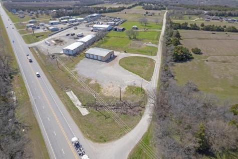 253 County Road 4465 Trenton TX 75490