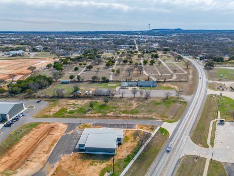 900 Tucker Way Granbury TX 76048