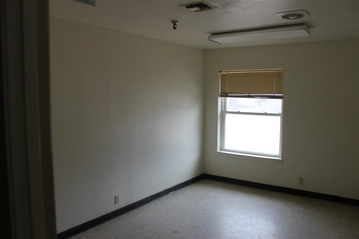 401 W Moss Street Eastland TX 76448