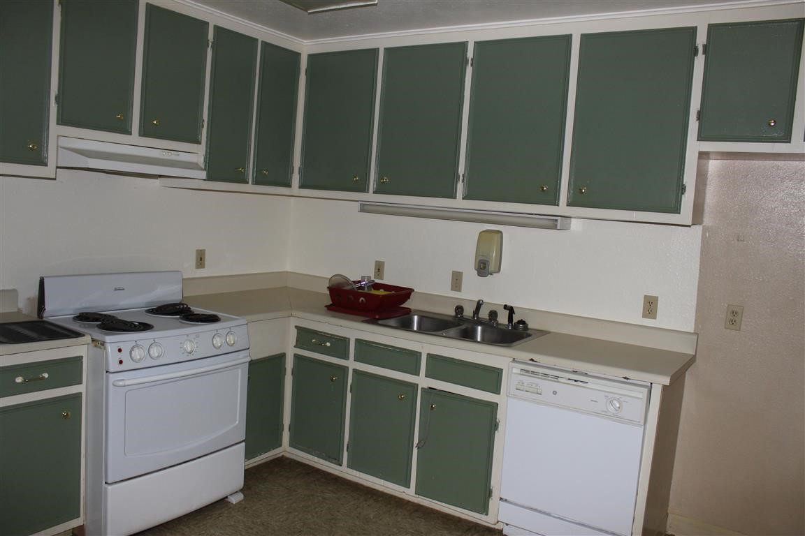 401 W Moss Street Eastland TX 76448