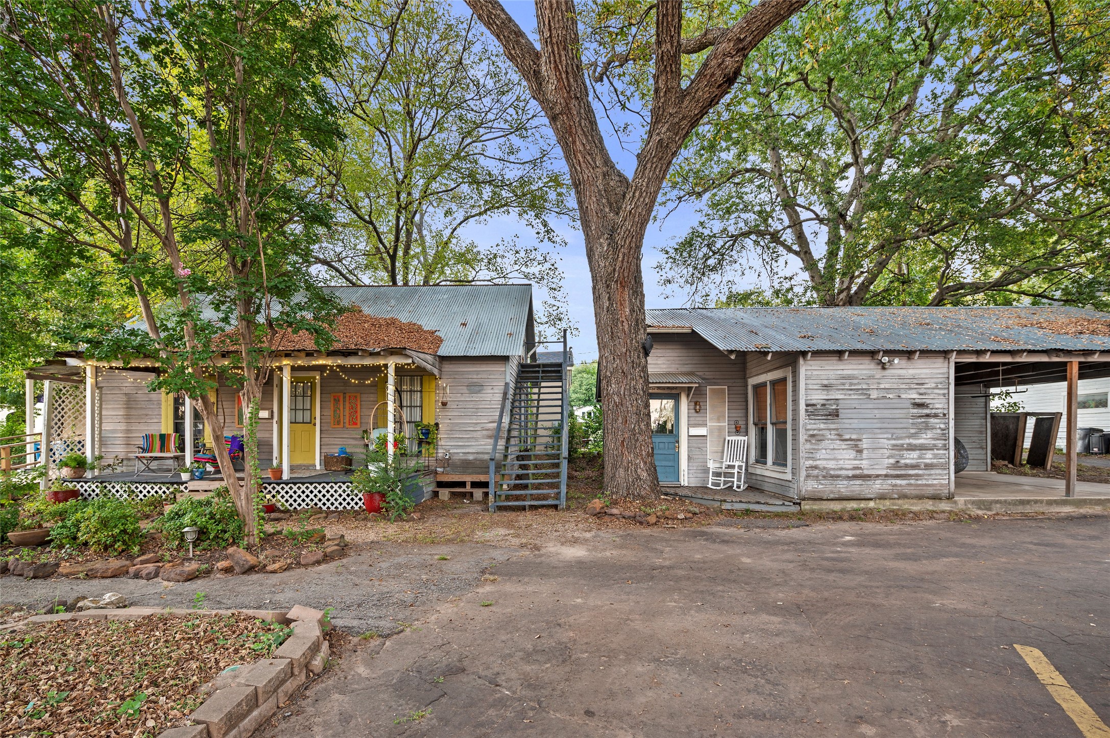 202 N Newsom Mineola TX 75773