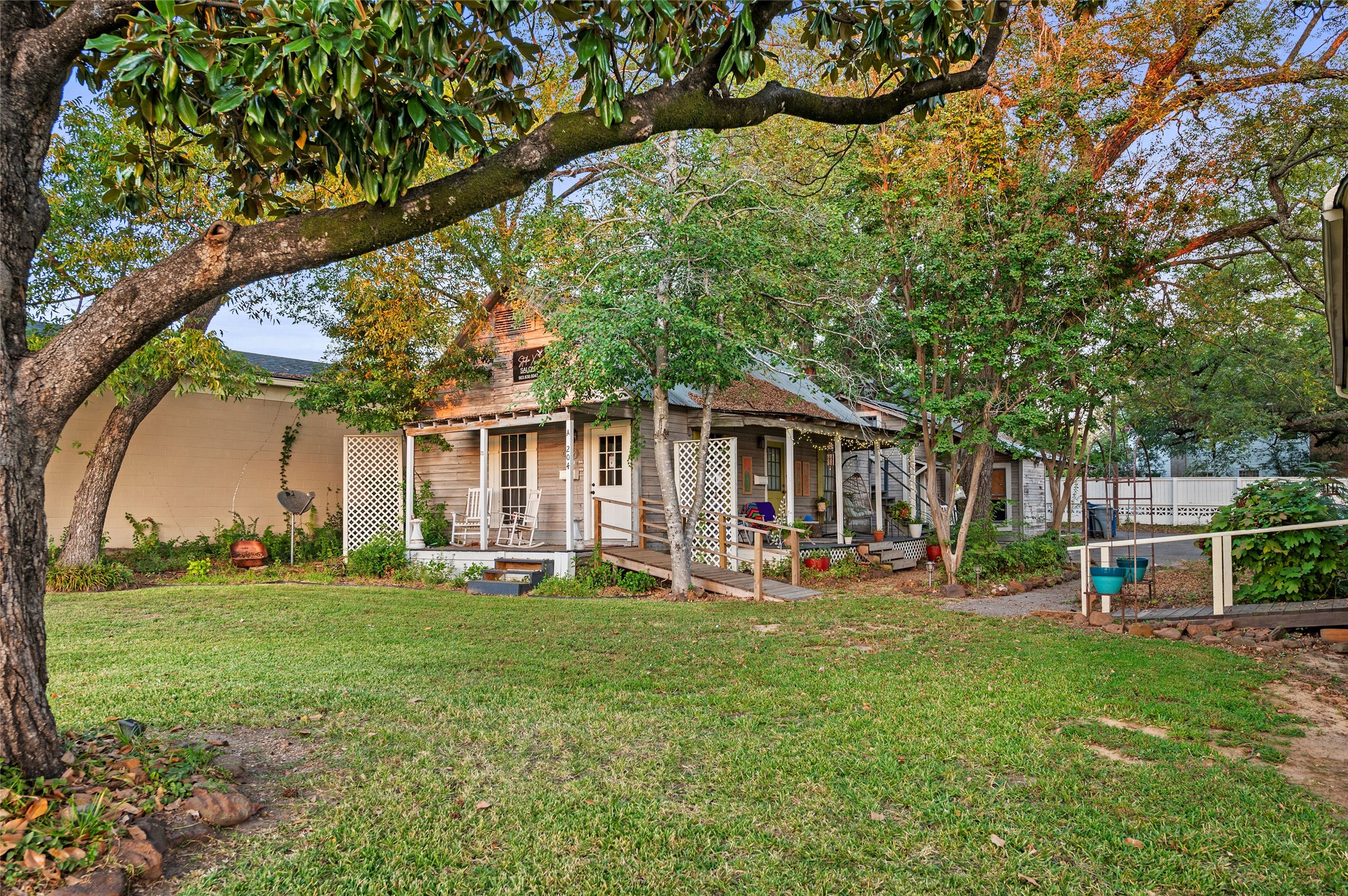 202 N Newsom Mineola TX 75773