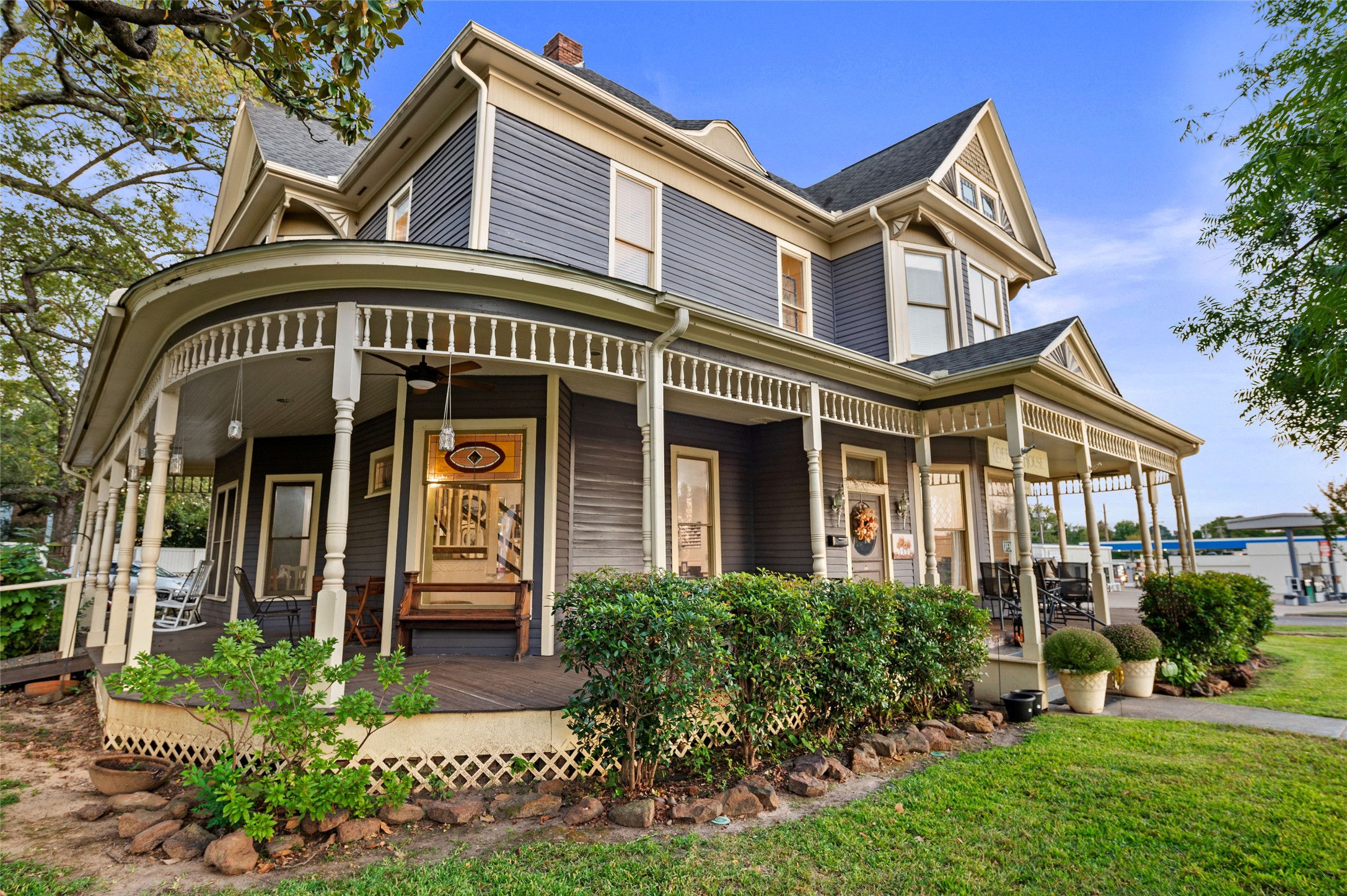 202 N Newsom Mineola TX 75773