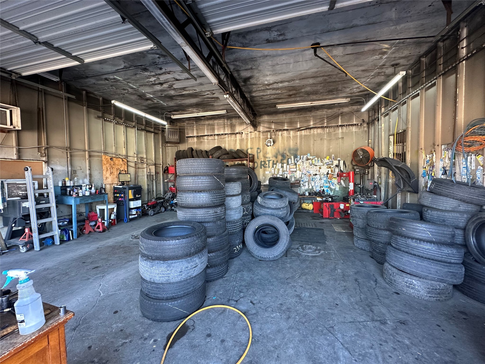 2320 E Berry Street Fort Worth TX 76119