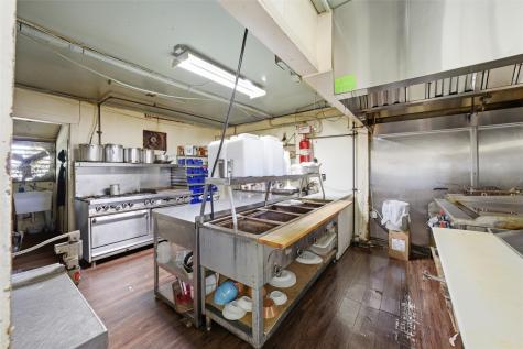 1008 N Bus Highway 6 Marlin TX 76661