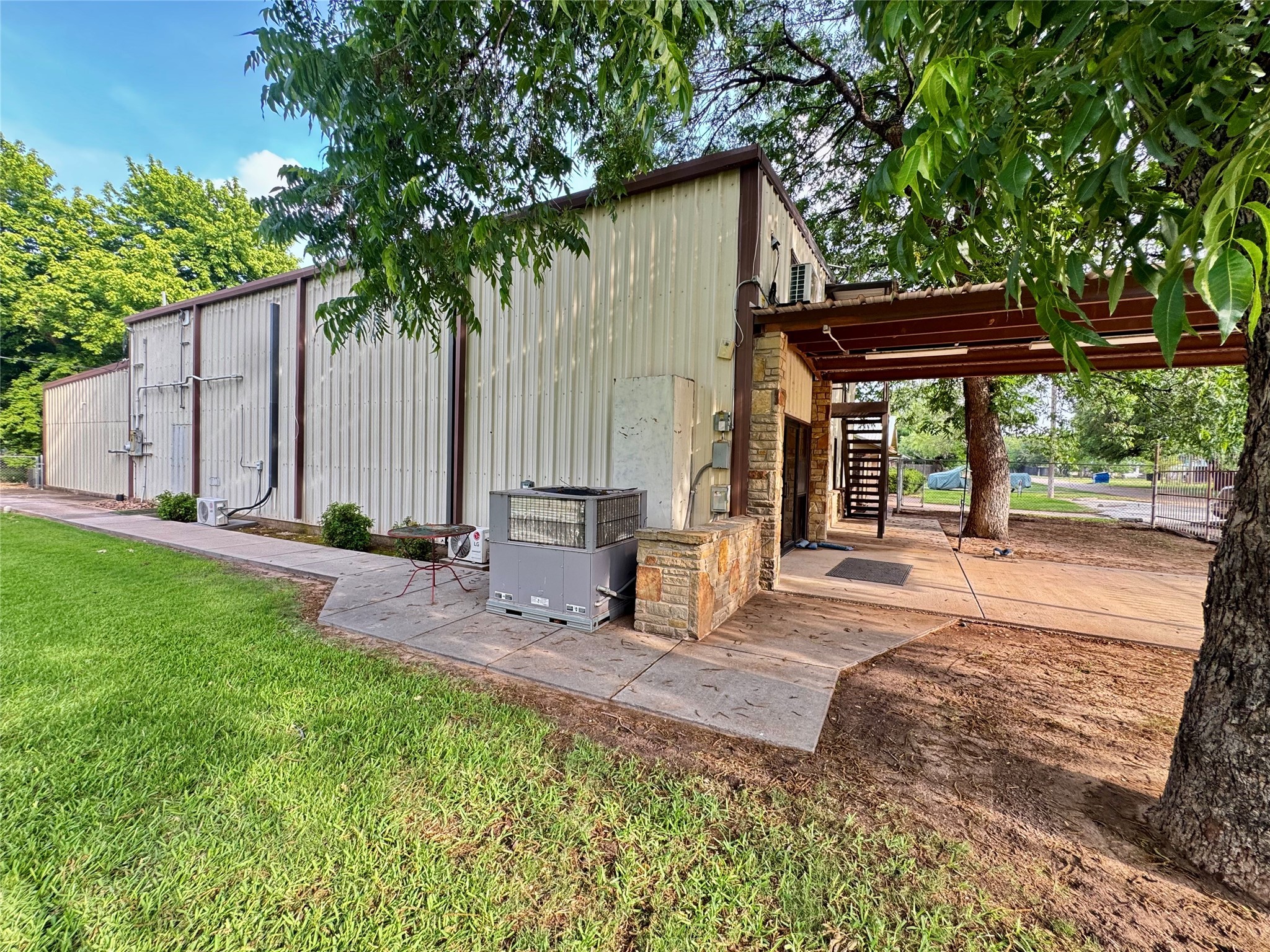 321 N West Street Buffalo Gap TX 79508
