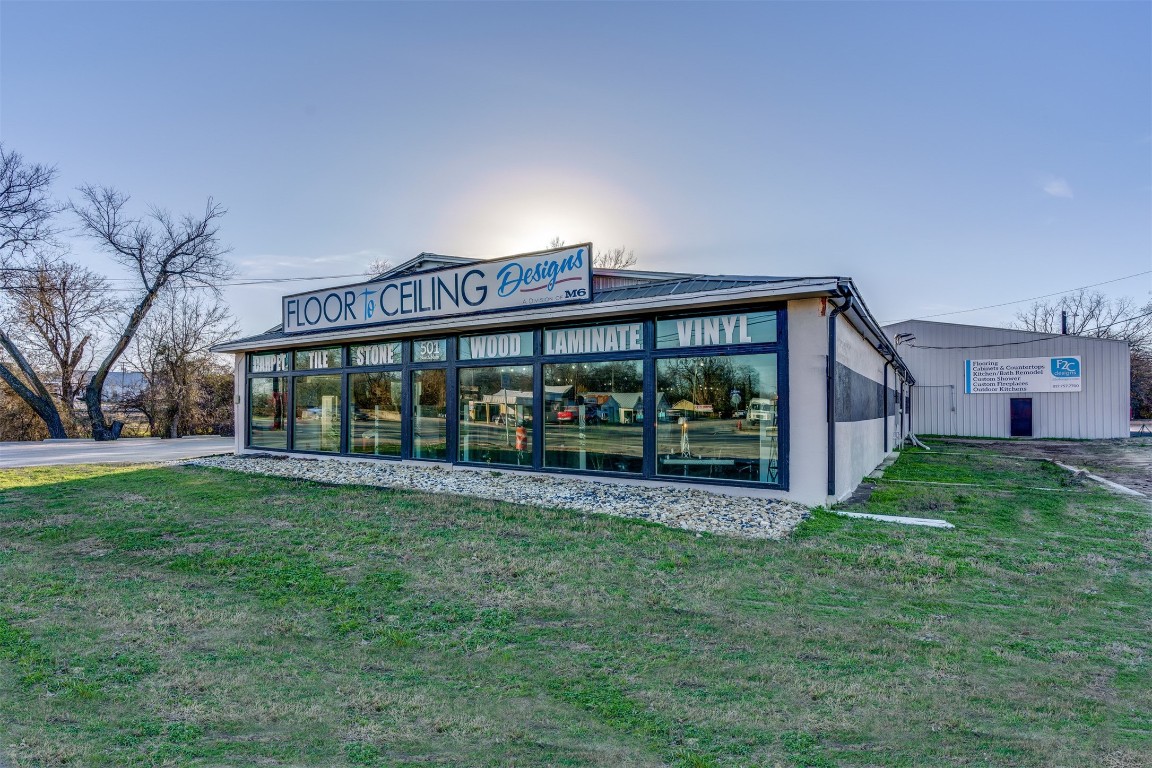 501 N Main Street Weatherford TX 76086