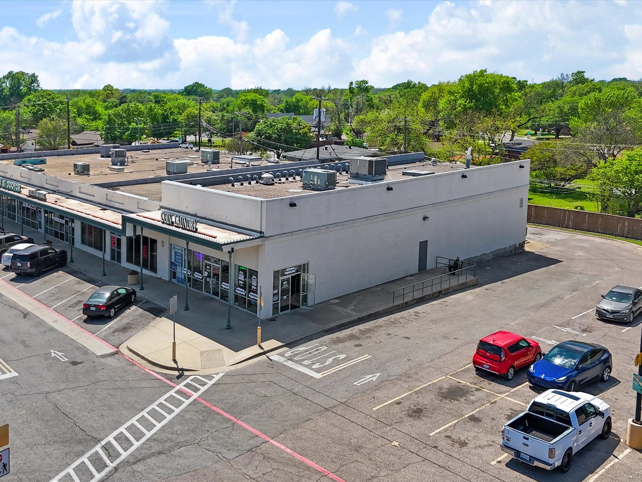 2215 Gus Thomasson Road Dallas TX 75228