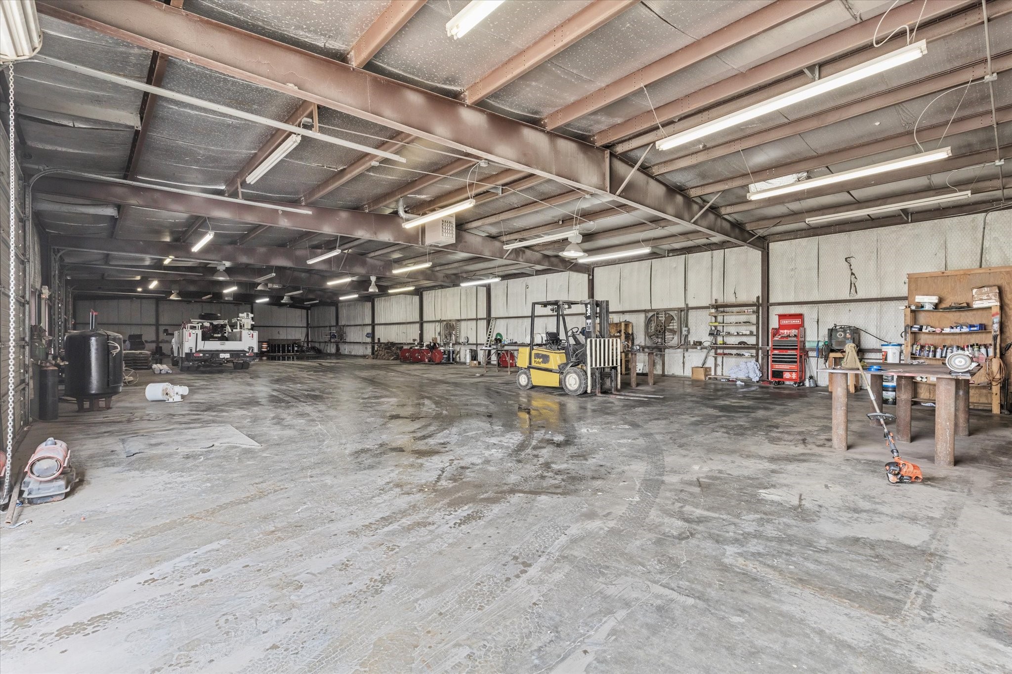 2305 N Main Street Cleburne TX 76033