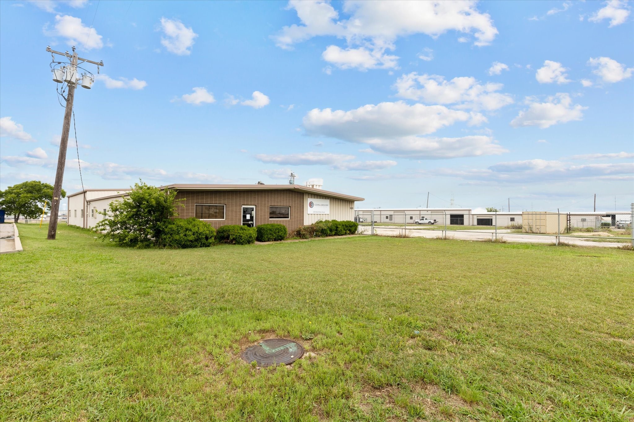 2305 N Main Street Cleburne TX 76033