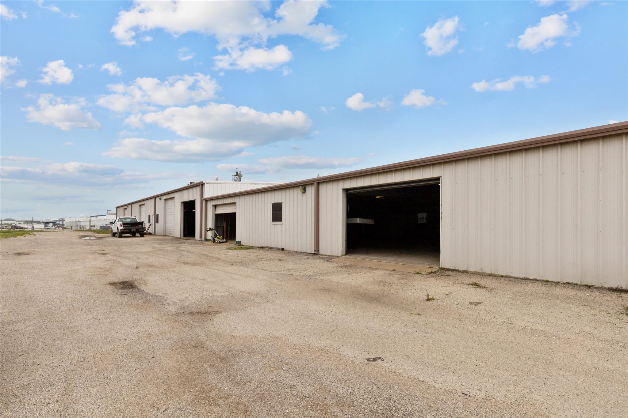 2305 N Main Street Cleburne TX 76033