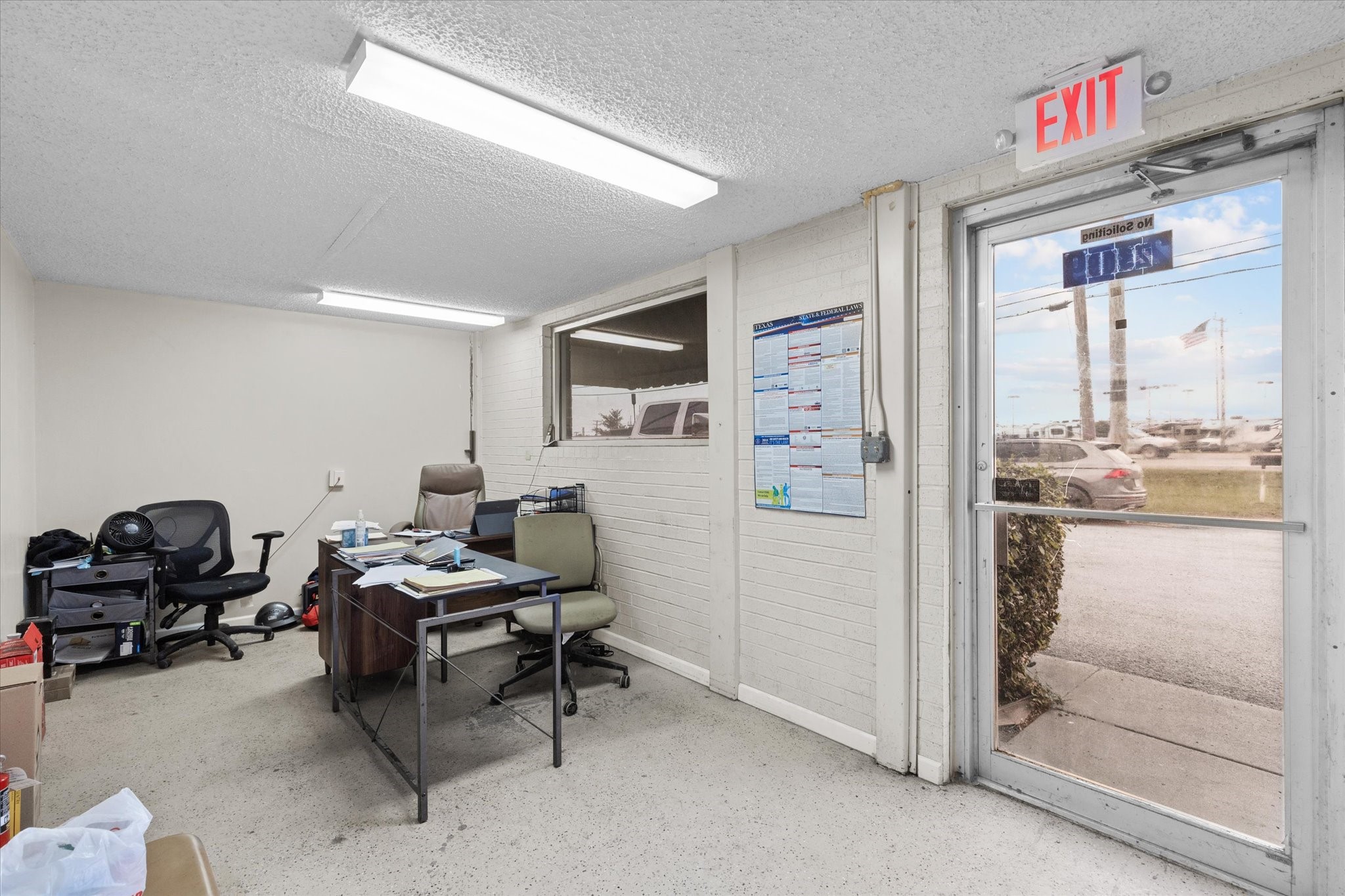 2305 N Main Street Cleburne TX 76033