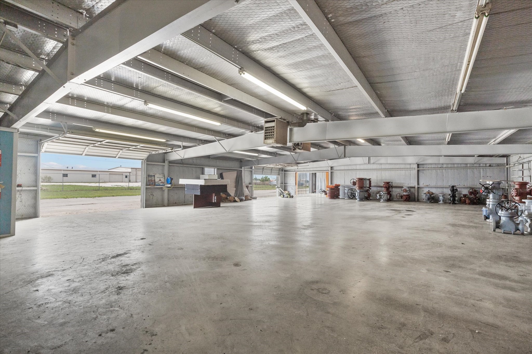 2305 N Main Street Cleburne TX 76033