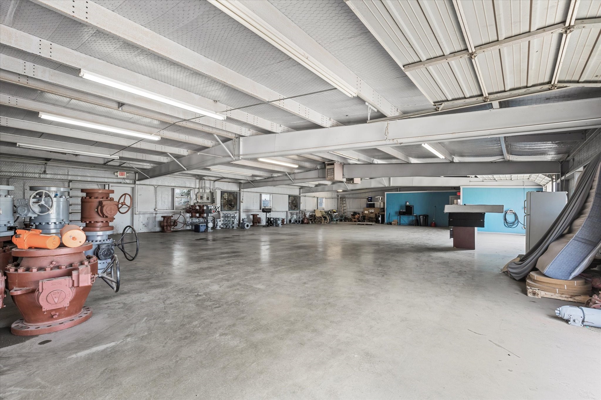 2305 N Main Street Cleburne TX 76033