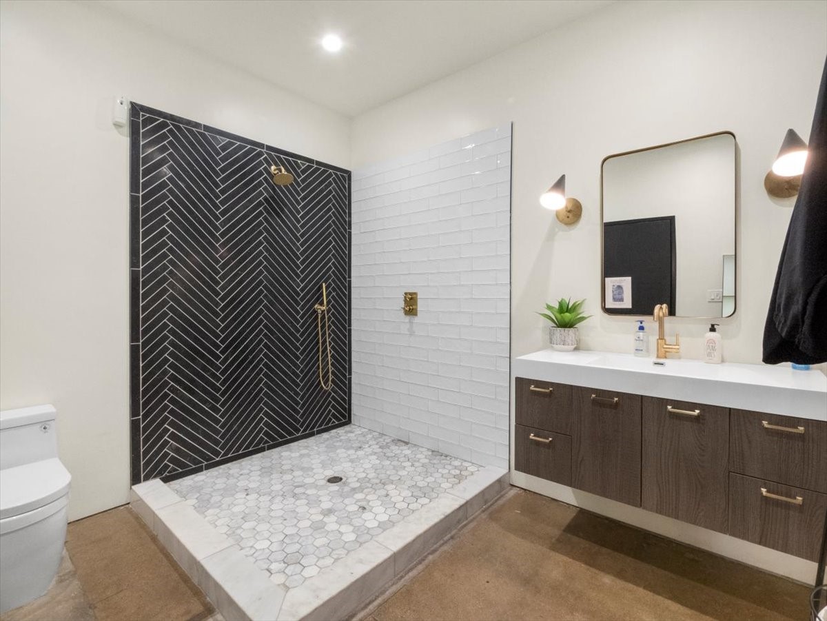 1208 Riverfront Boulevard Dallas TX 75207