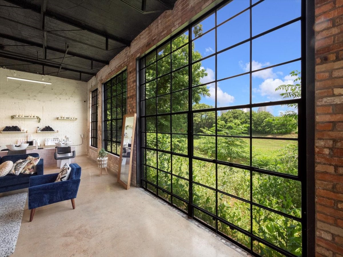 1208 Riverfront Boulevard Dallas TX 75207