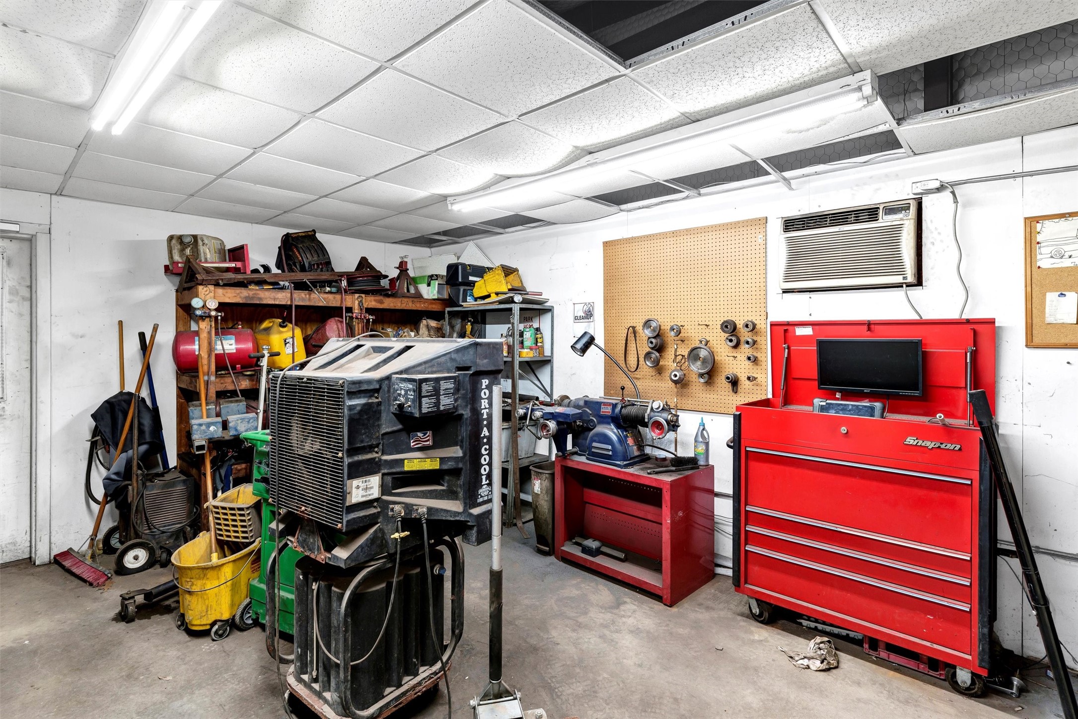 200 Western Hills Granbury TX 76049