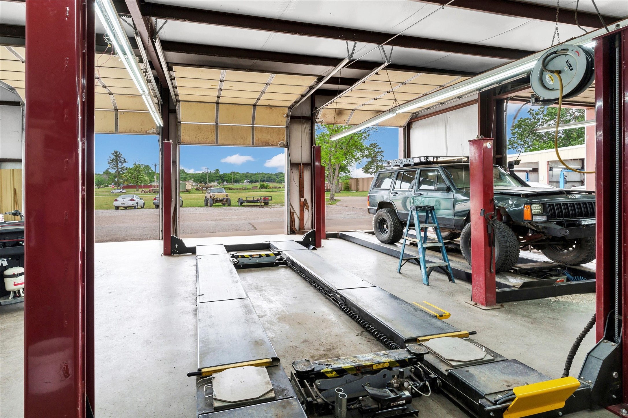 200 Western Hills Granbury TX 76049