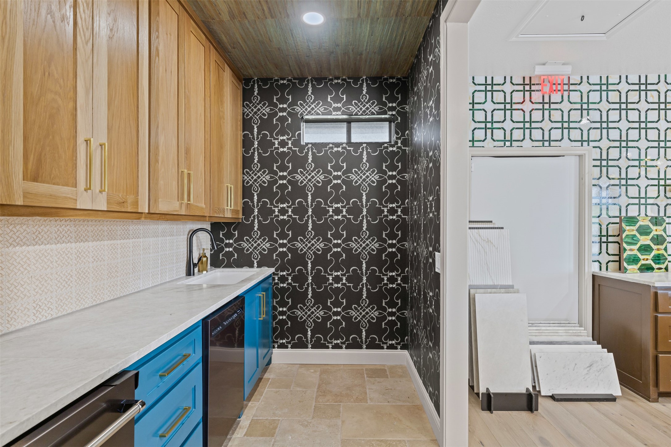 621 N Fm 1187 Aledo TX 76008
