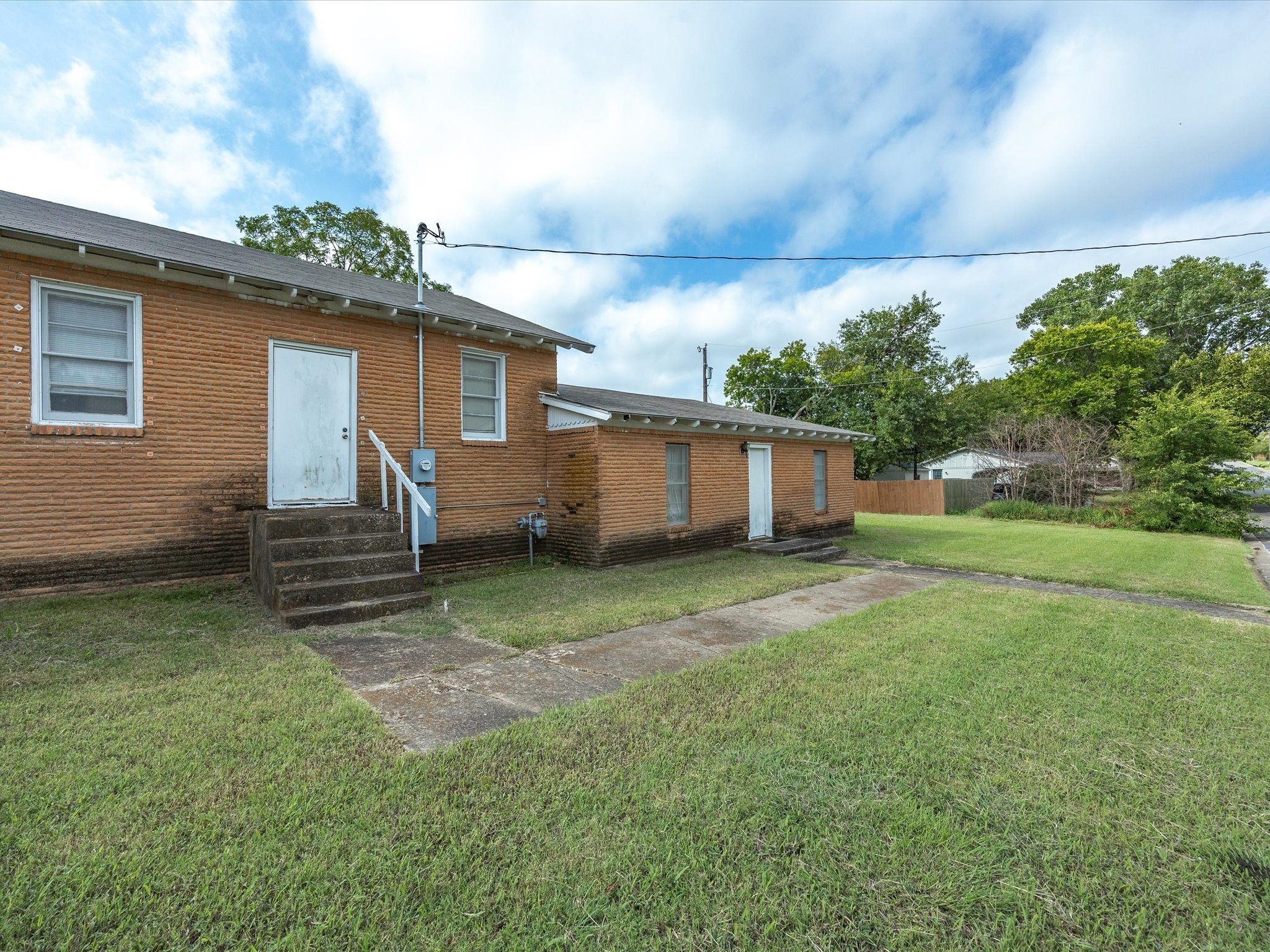 100 S Colbert Street Sherman TX 75090