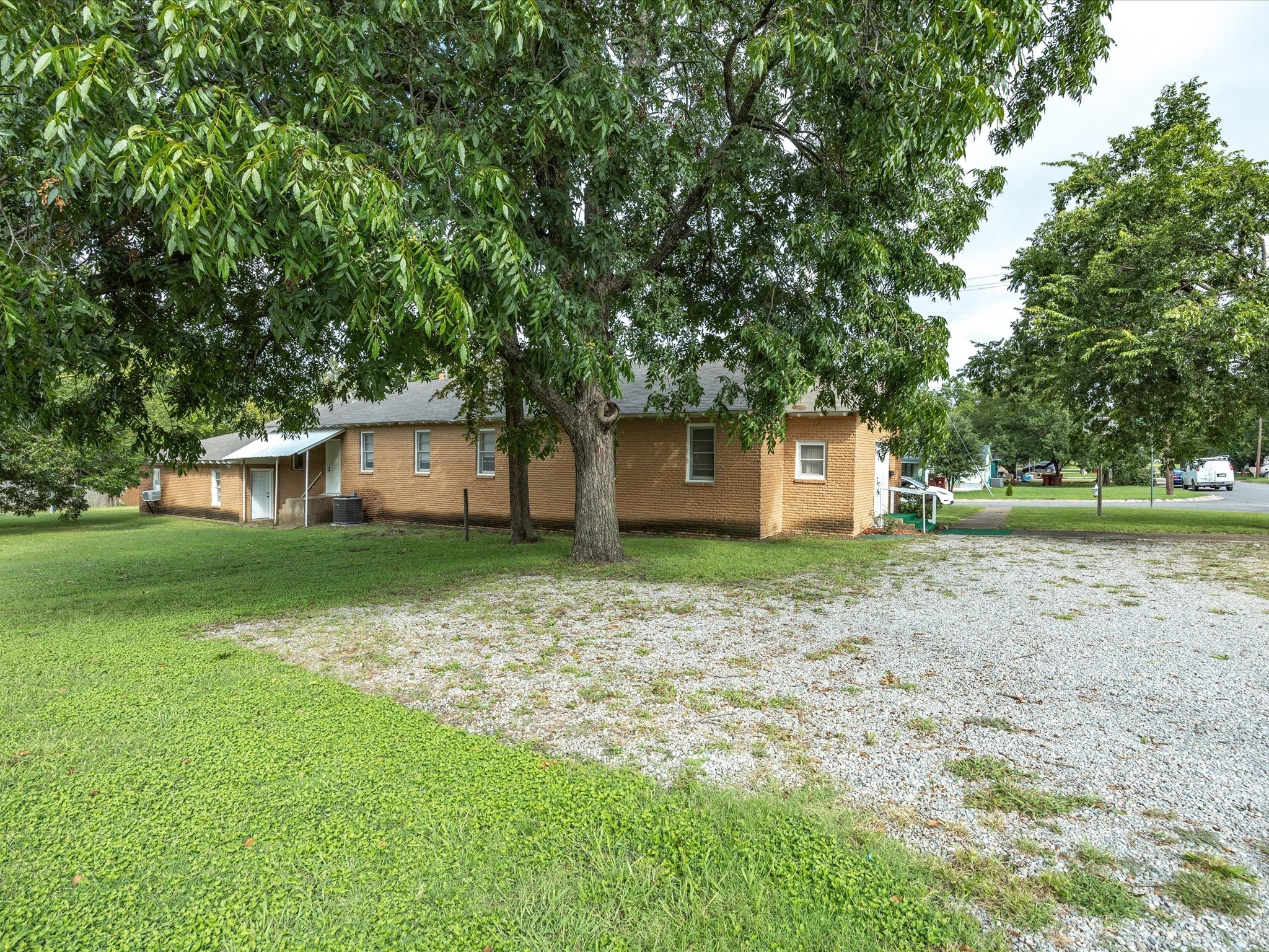 100 S Colbert Street Sherman TX 75090
