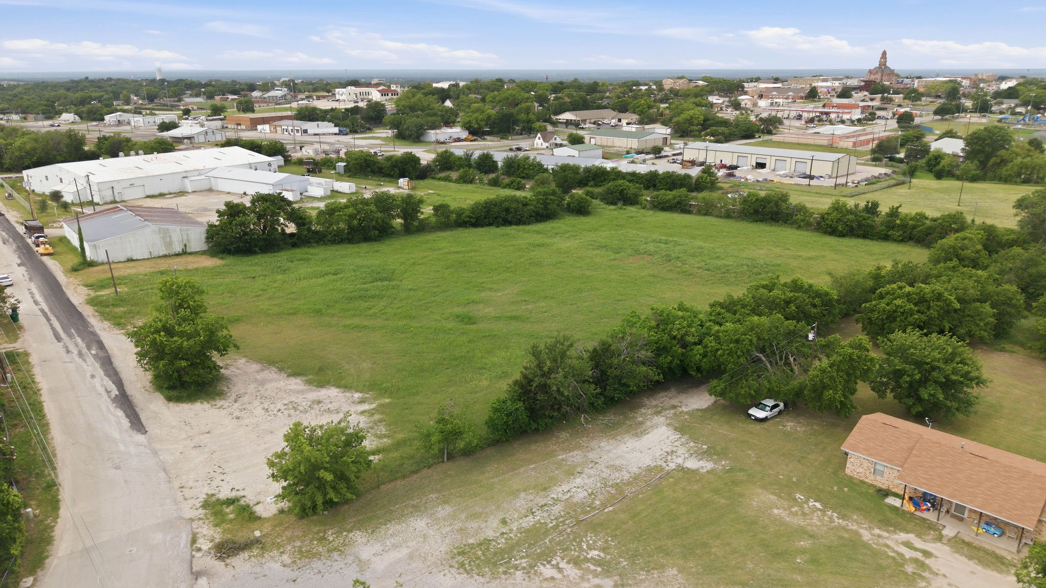 401 N Newark Street Decatur TX 76234