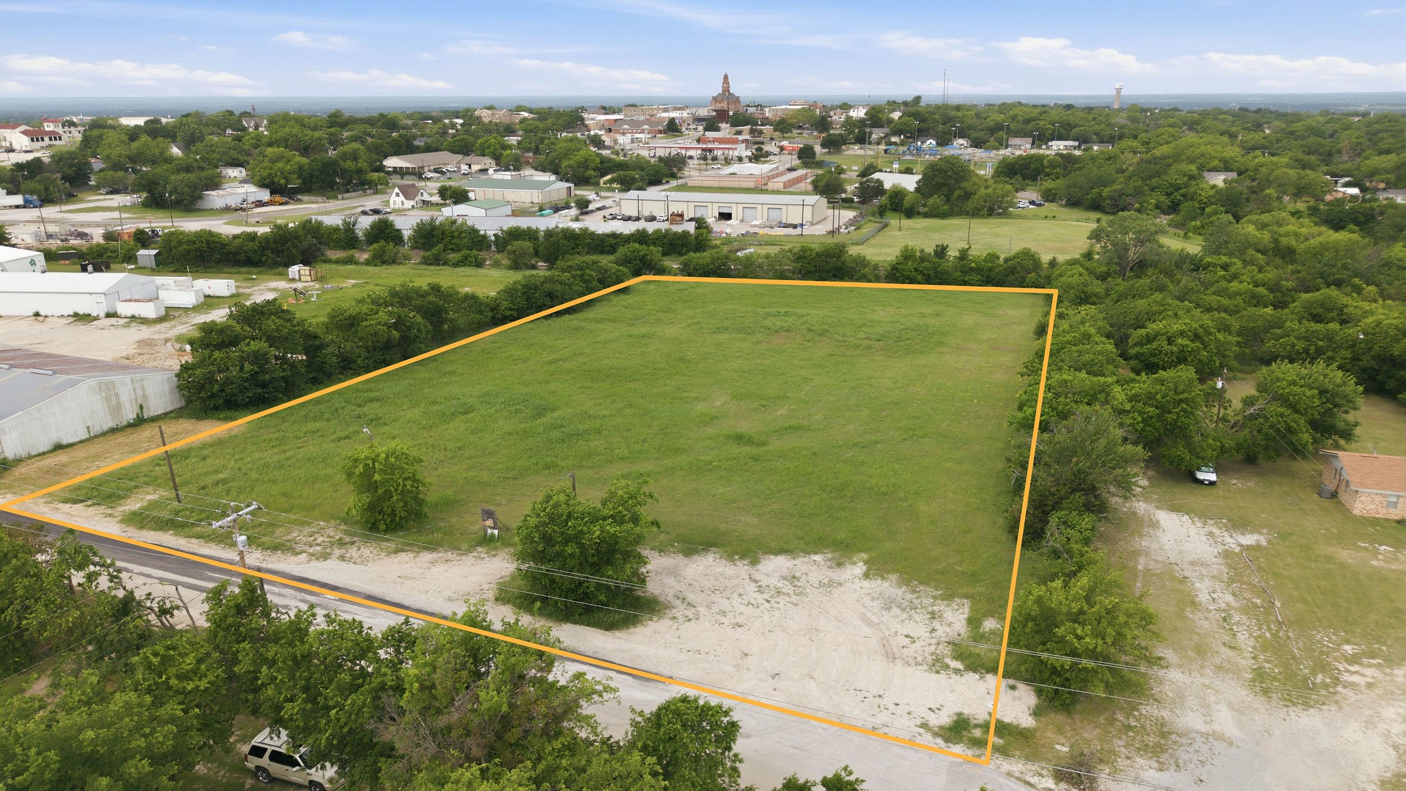 401 N Newark Street Decatur TX 76234
