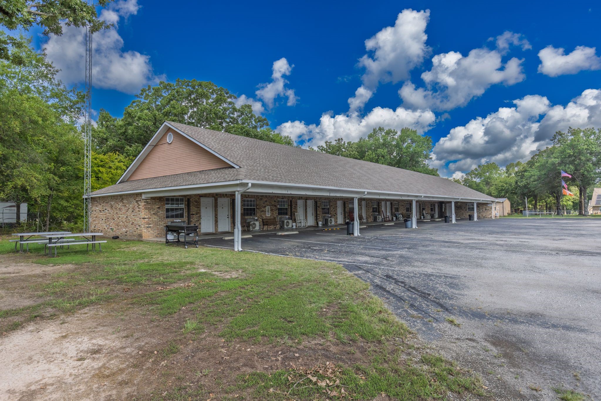 9530 W Fm 515 Alba TX 75410