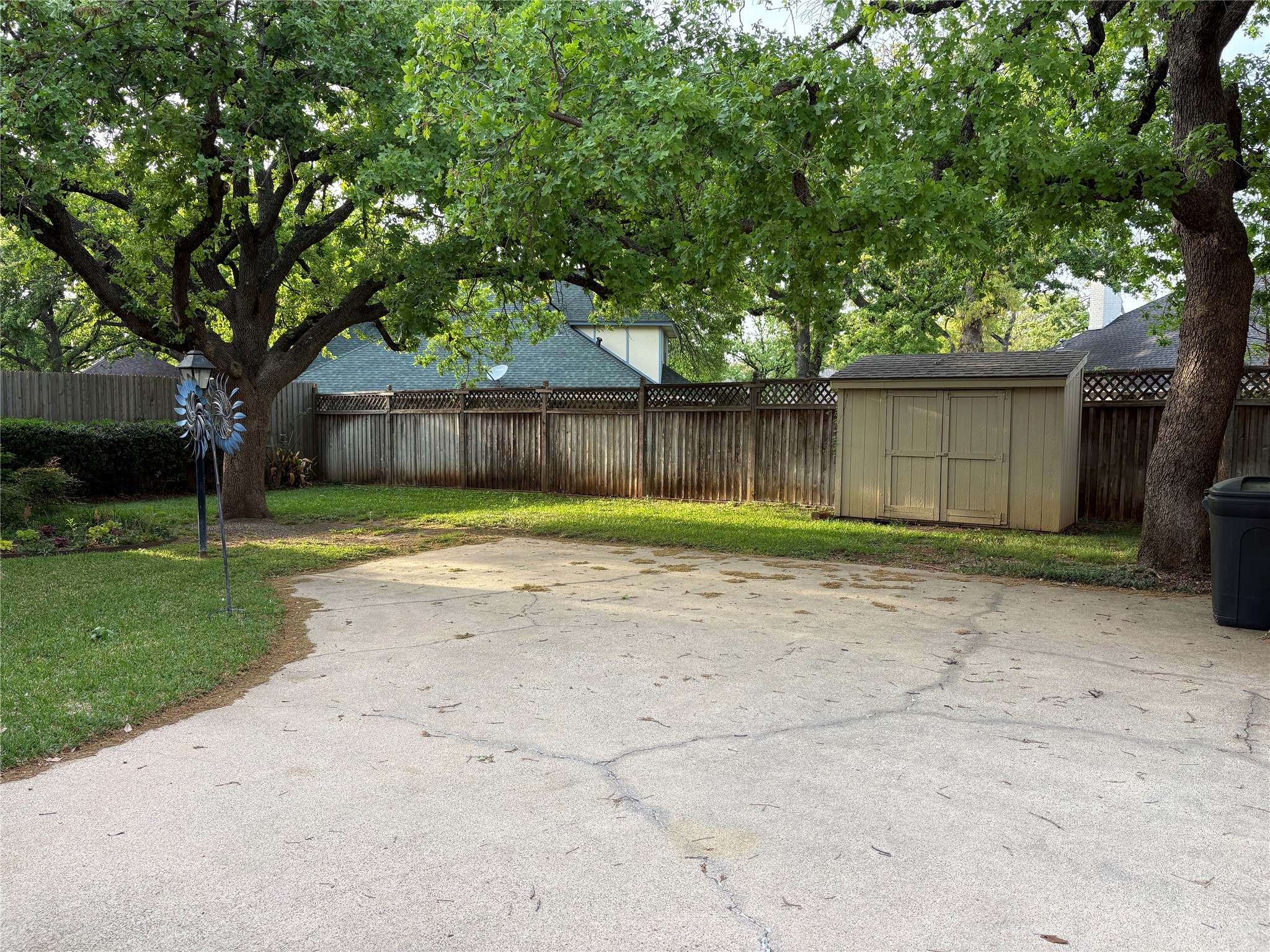 715 Buttermilk Drive Arlington TX 76006
