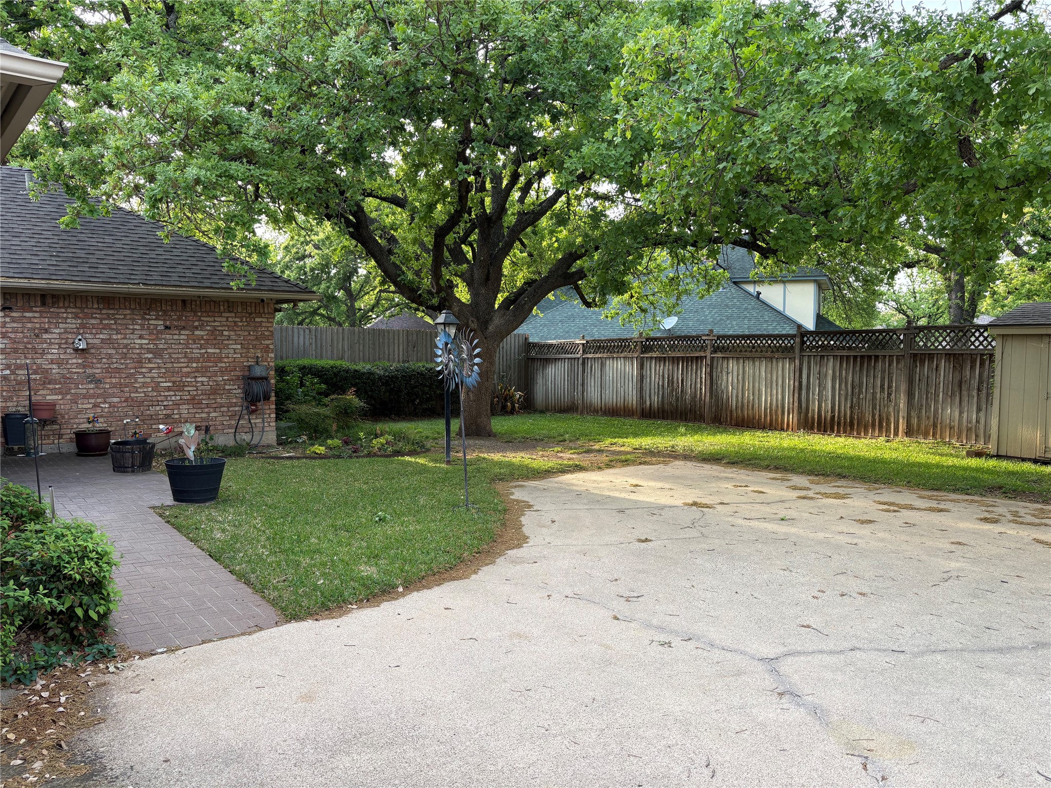 715 Buttermilk Drive Arlington TX 76006