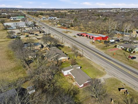 321 W Highway 199 Springtown TX 76082