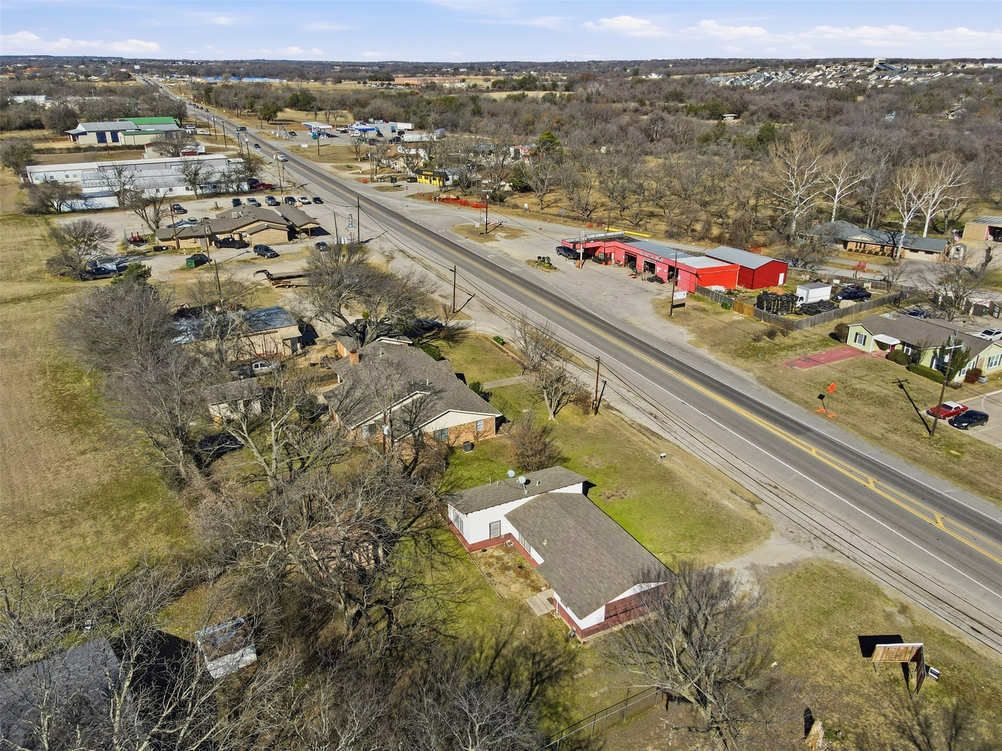 321 W Highway 199 Springtown TX 76082