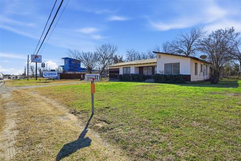 321 W Highway 199 Springtown TX 76082