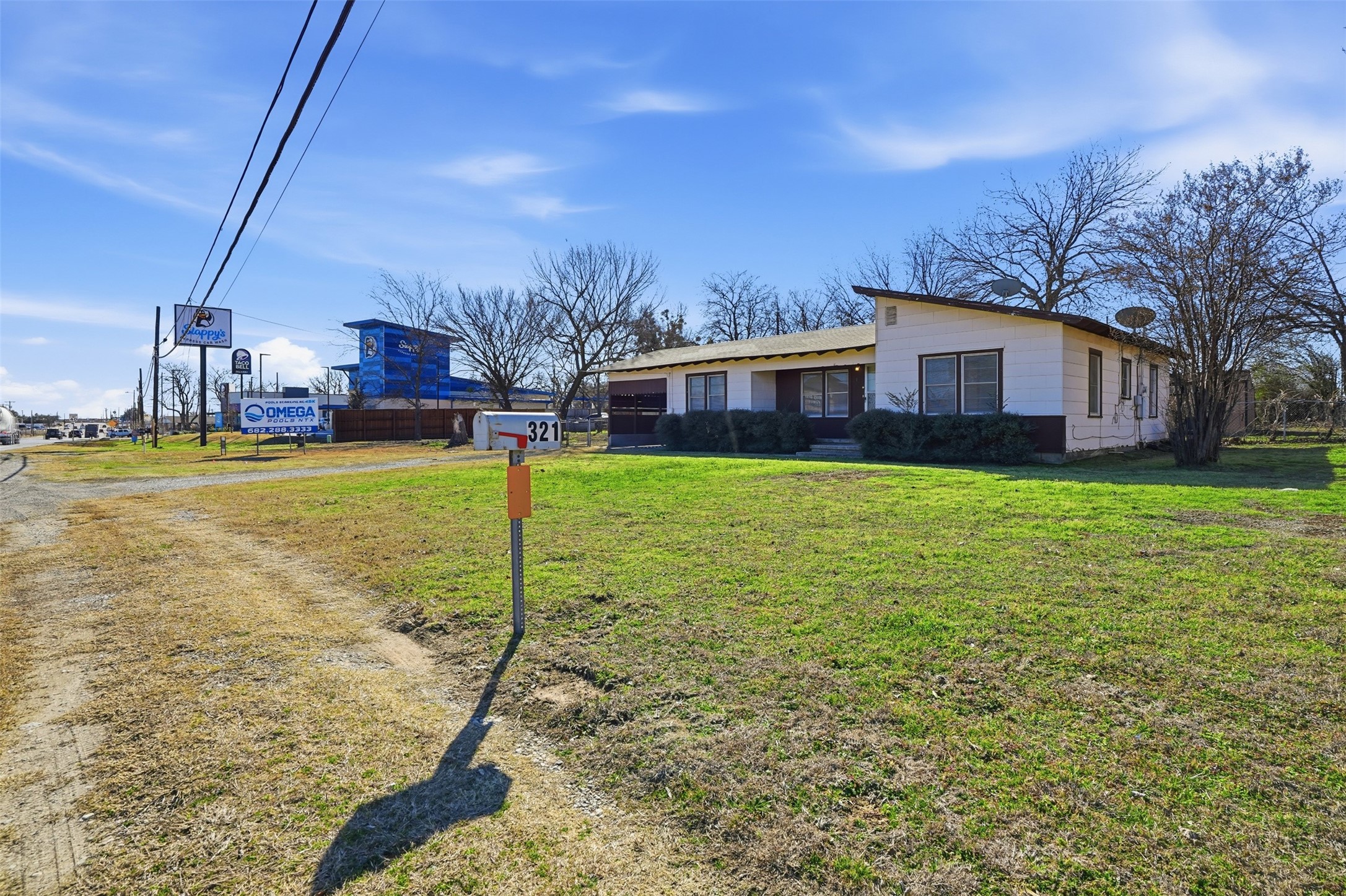 321 W Highway 199 Springtown TX 76082