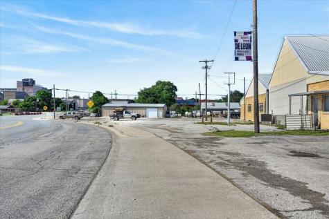 424 N Texas Street De Leon TX 76444