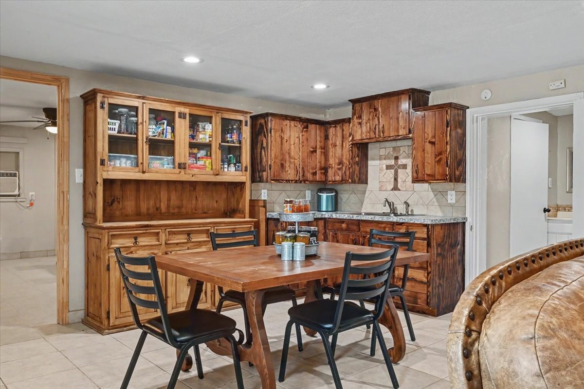 424 N Texas Street De Leon TX 76444