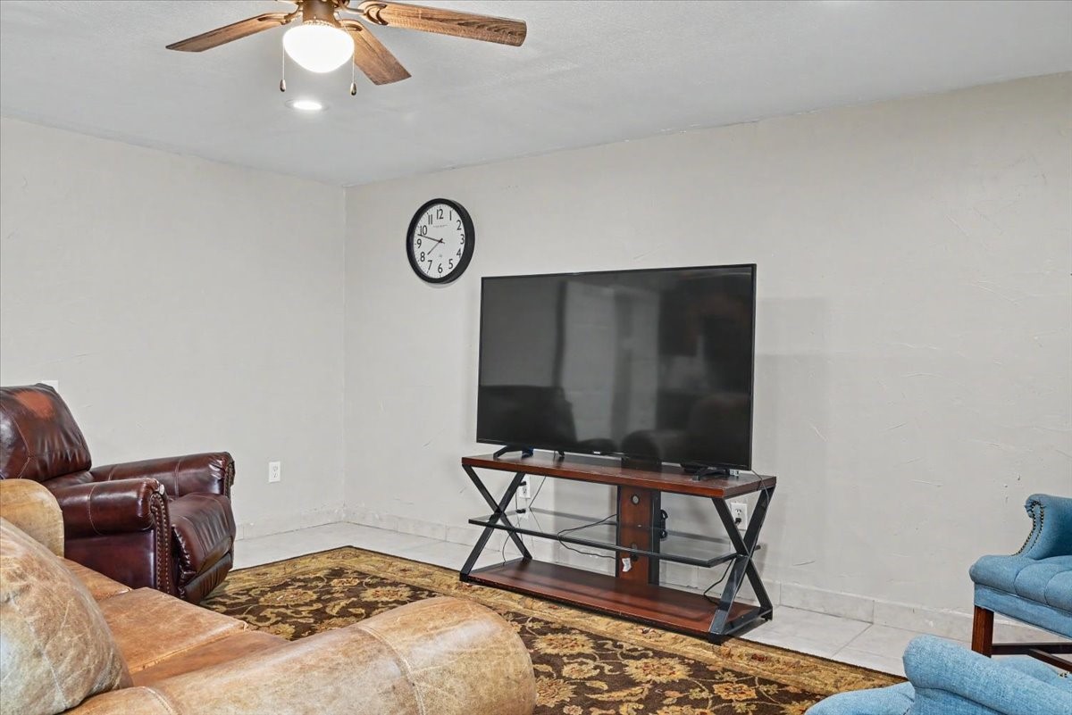 424 N Texas Street De Leon TX 76444