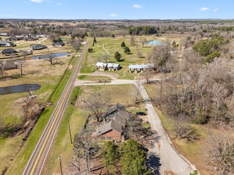 22049 Fm 1995 Lindale TX 75771