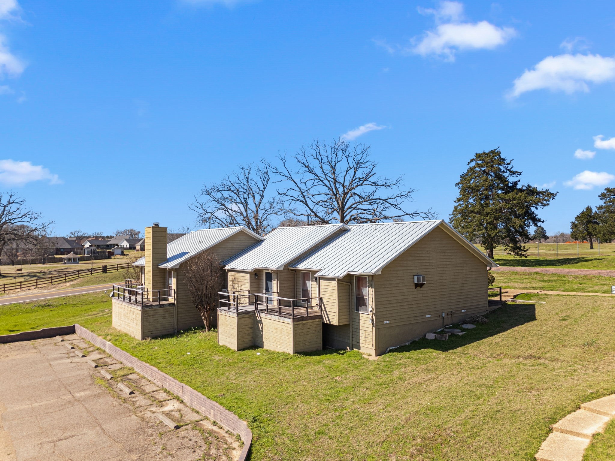 22049 Fm 1995 Lindale TX 75771