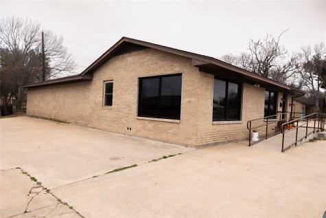 503 Lipscomb Street Bonham TX 75418