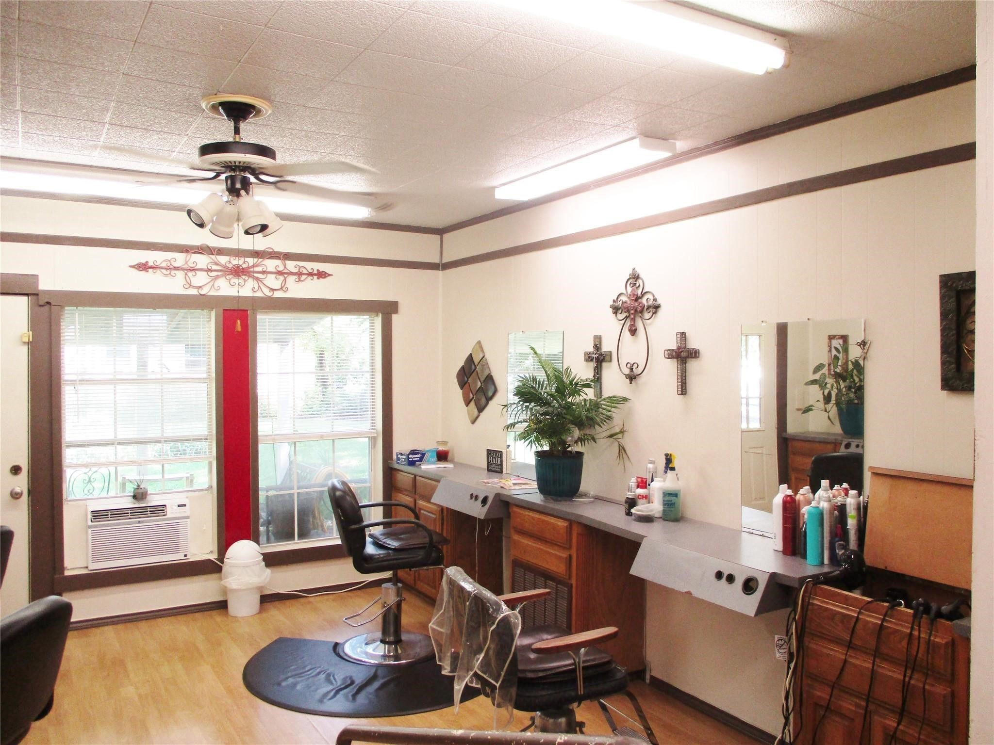 103 E Denison Avenue Bonham TX 75418