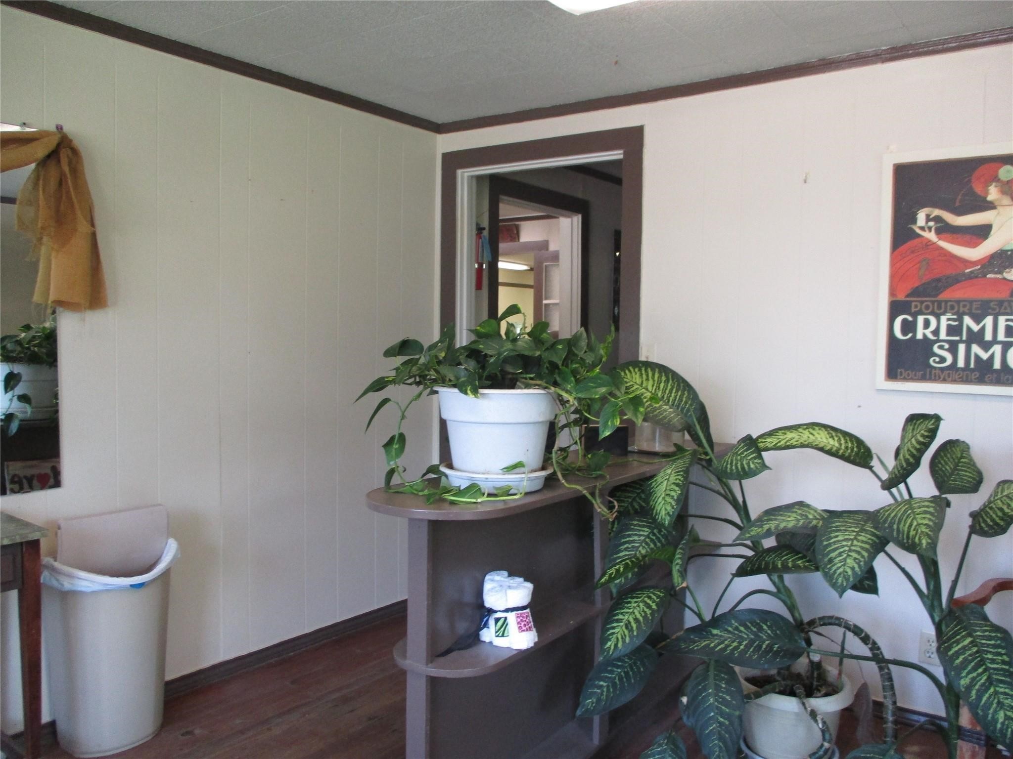 103 E Denison Avenue Bonham TX 75418