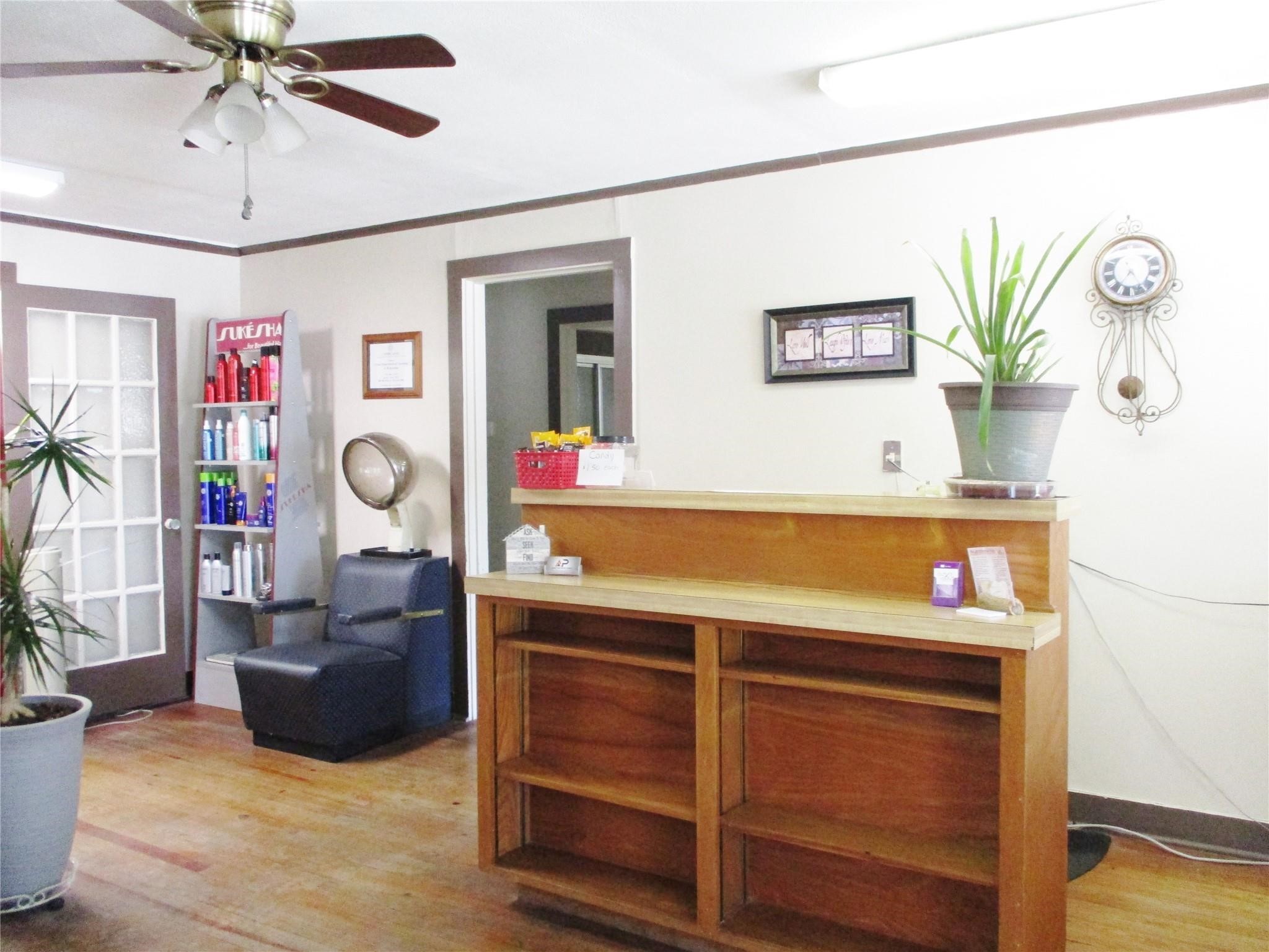 103 E Denison Avenue Bonham TX 75418
