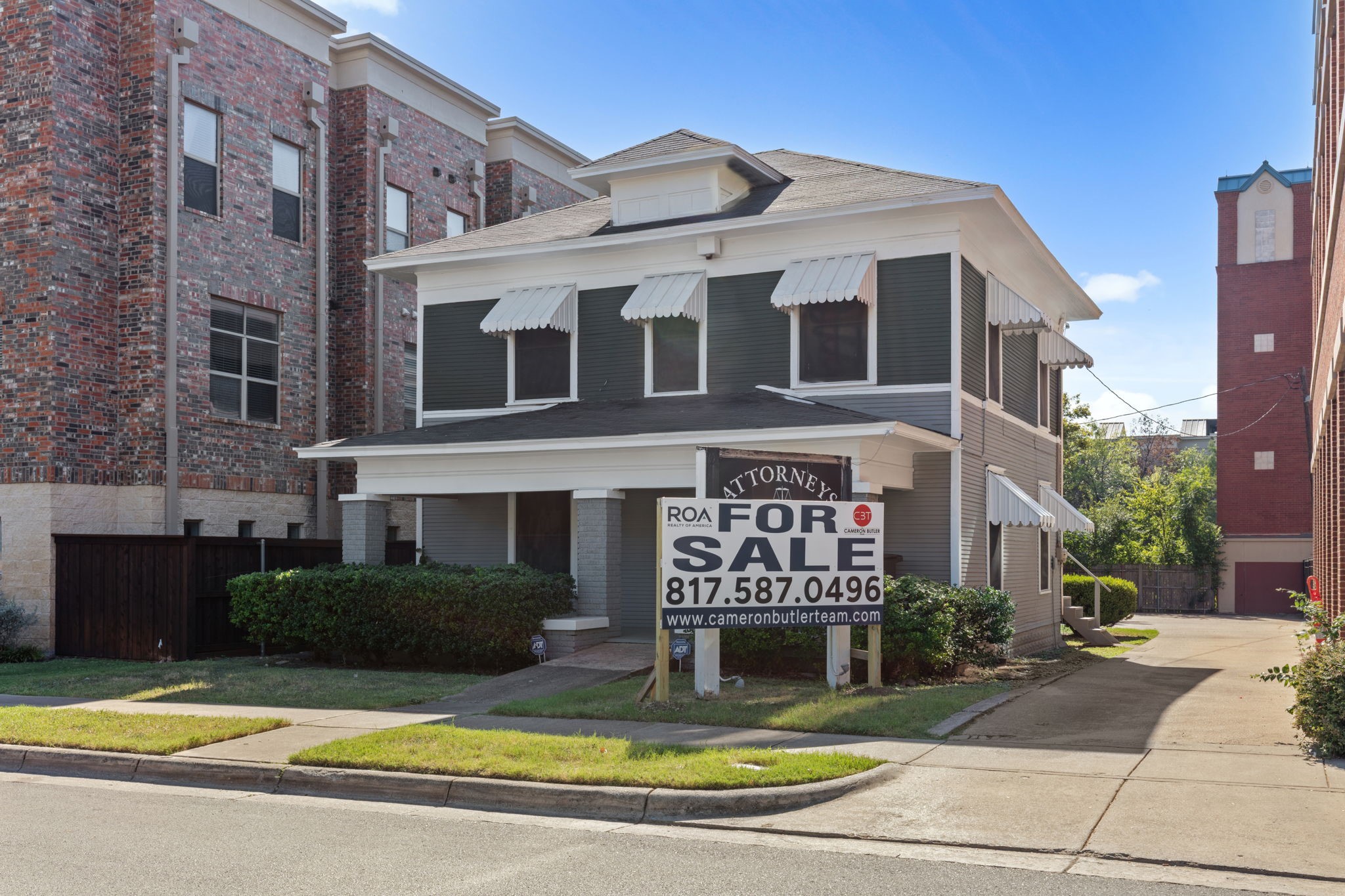 610 E Weatherford Street Fort Worth TX 76118