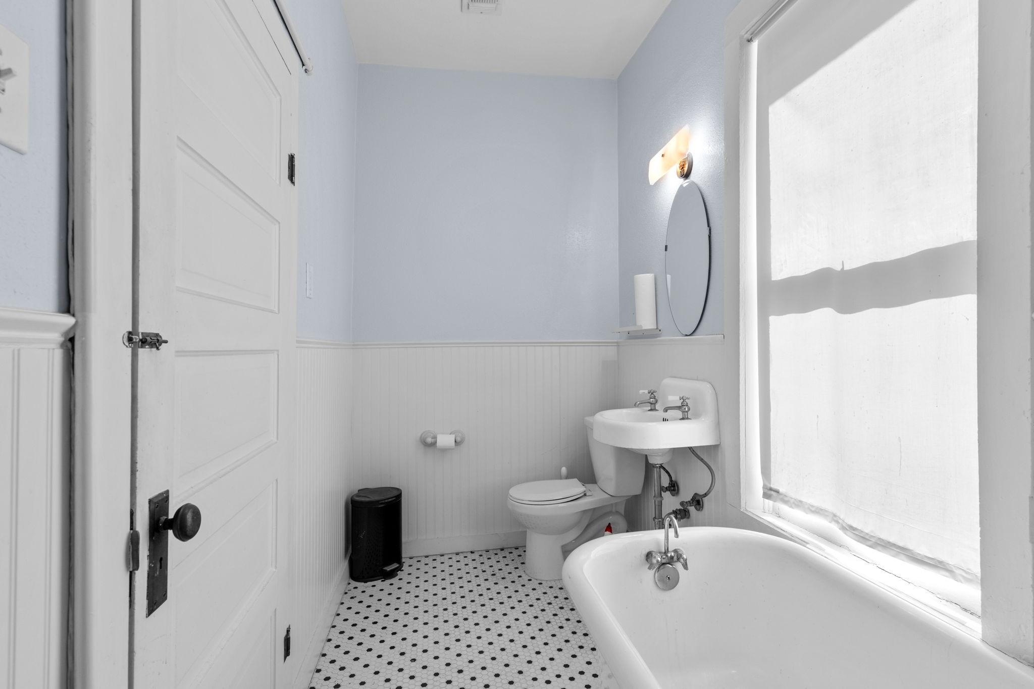 610 E Weatherford Street Fort Worth TX 76118