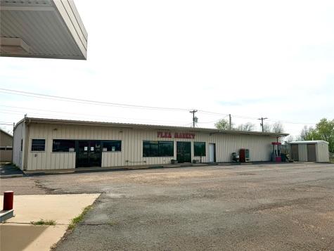 501 11th Street Quanah TX 79252