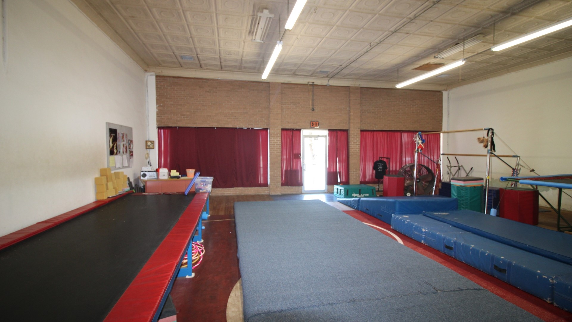 135 N Main Street Winters TX 79567