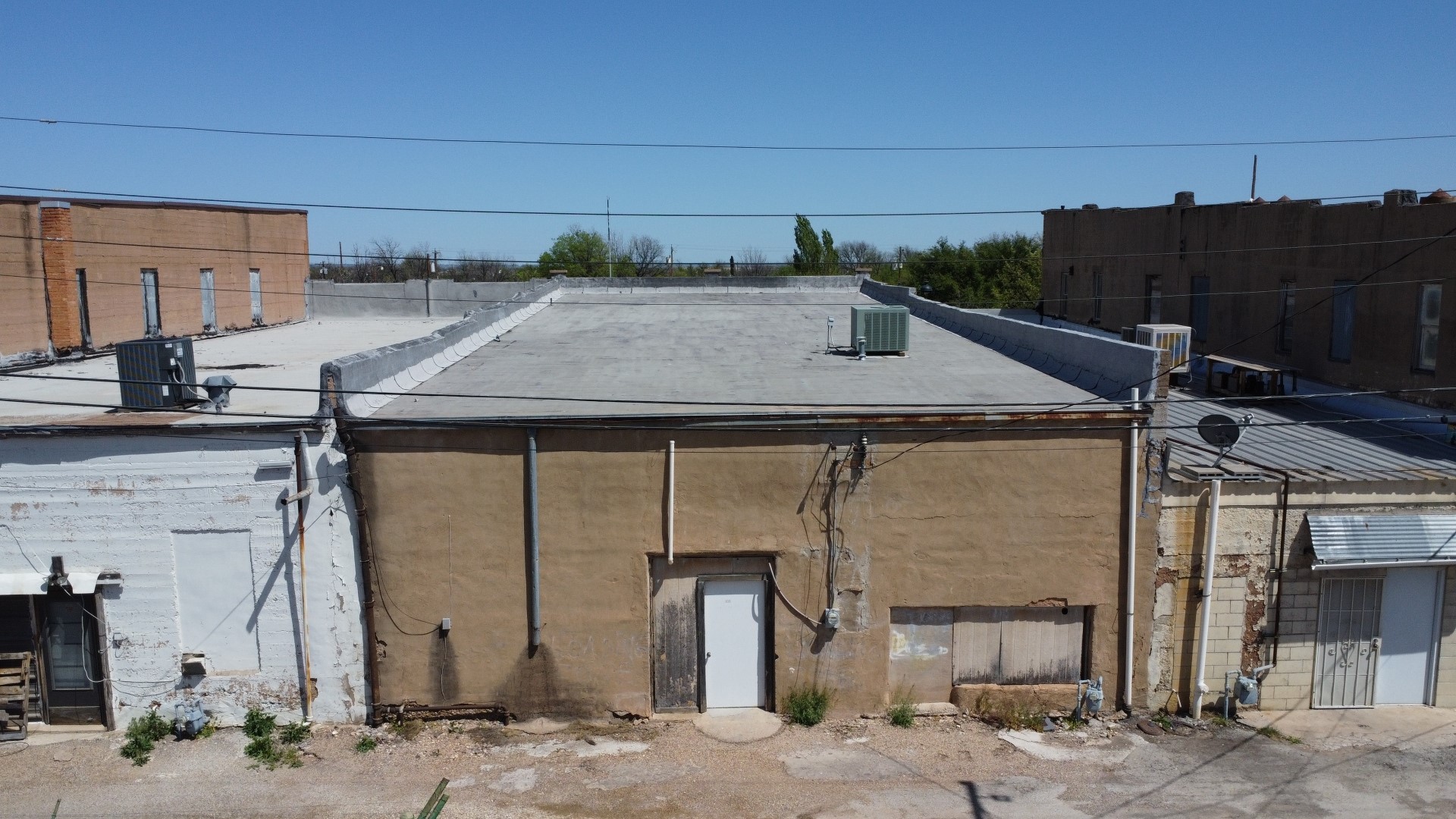 135 N Main Street Winters TX 79567